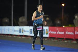 BIB: 44717
                            <button type="button" onclick="openModal(18015086)" class="btn btn-primary btn-sm float-right btn-popup" data-toggle="modal" data-target=".modal-high-quality">
                        <i class="fas fa-shopping-cart"></i> Add to Cart
                    </button>
                                            <button type="button" onclick="isThisMe(18015086, true)" class="btn btn-success btn-sm float-right btn-popup btn-isme hidden" data-toggle="tooltip" data-placement="bottom" title="นี่คือรูปของคุณใช่ไหม คลิกที่นี่เพื่อเอาเข้าอัลบั้ม">
                        <i class="fas fa-plus"></i> Add to album
                    </button>
                    <button type="button" onclick="isThisMe(18015086, false)" class="btn btn-warning btn-sm float-right btn-popup btn-isnotme hidden">
                        <i class="fas fa-ban"></i> Remove from album
                    </button>