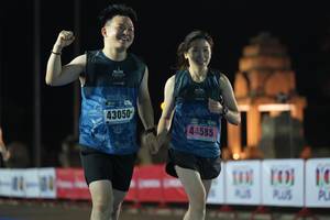 BIB: 43050, 44585
                            <button type="button" onclick="openModal(18012694)" class="btn btn-primary btn-sm float-right btn-popup" data-toggle="modal" data-target=".modal-high-quality">
                        <i class="fas fa-shopping-cart"></i> Add to Cart
                    </button>
                                            <button type="button" onclick="isThisMe(18012694, true)" class="btn btn-success btn-sm float-right btn-popup btn-isme hidden" data-toggle="tooltip" data-placement="bottom" title="นี่คือรูปของคุณใช่ไหม คลิกที่นี่เพื่อเอาเข้าอัลบั้ม">
                        <i class="fas fa-plus"></i> Add to album
                    </button>
                    <button type="button" onclick="isThisMe(18012694, false)" class="btn btn-warning btn-sm float-right btn-popup btn-isnotme hidden">
                        <i class="fas fa-ban"></i> Remove from album
                    </button>