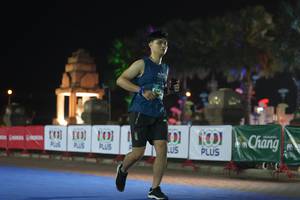 BIB: 101
                            <button type="button" onclick="openModal(18014359)" class="btn btn-primary btn-sm float-right btn-popup" data-toggle="modal" data-target=".modal-high-quality">
                        <i class="fas fa-shopping-cart"></i> Add to Cart
                    </button>
                                            <button type="button" onclick="isThisMe(18014359, true)" class="btn btn-success btn-sm float-right btn-popup btn-isme hidden" data-toggle="tooltip" data-placement="bottom" title="นี่คือรูปของคุณใช่ไหม คลิกที่นี่เพื่อเอาเข้าอัลบั้ม">
                        <i class="fas fa-plus"></i> Add to album
                    </button>
                    <button type="button" onclick="isThisMe(18014359, false)" class="btn btn-warning btn-sm float-right btn-popup btn-isnotme hidden">
                        <i class="fas fa-ban"></i> Remove from album
                    </button>