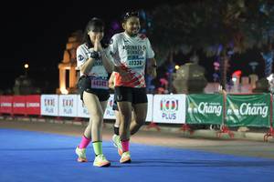 BIB: 40336, 44342
                            <button type="button" onclick="openModal(18013959)" class="btn btn-primary btn-sm float-right btn-popup" data-toggle="modal" data-target=".modal-high-quality">
                        <i class="fas fa-shopping-cart"></i> Add to Cart
                    </button>
                                            <button type="button" onclick="isThisMe(18013959, true)" class="btn btn-success btn-sm float-right btn-popup btn-isme hidden" data-toggle="tooltip" data-placement="bottom" title="นี่คือรูปของคุณใช่ไหม คลิกที่นี่เพื่อเอาเข้าอัลบั้ม">
                        <i class="fas fa-plus"></i> Add to album
                    </button>
                    <button type="button" onclick="isThisMe(18013959, false)" class="btn btn-warning btn-sm float-right btn-popup btn-isnotme hidden">
                        <i class="fas fa-ban"></i> Remove from album
                    </button>