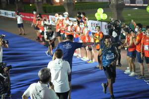 BIB: 42489
                            <button type="button" onclick="openModal(18015481)" class="btn btn-primary btn-sm float-right btn-popup" data-toggle="modal" data-target=".modal-high-quality">
                        <i class="fas fa-shopping-cart"></i> Add to Cart
                    </button>
                                            <button type="button" onclick="isThisMe(18015481, true)" class="btn btn-success btn-sm float-right btn-popup btn-isme hidden" data-toggle="tooltip" data-placement="bottom" title="นี่คือรูปของคุณใช่ไหม คลิกที่นี่เพื่อเอาเข้าอัลบั้ม">
                        <i class="fas fa-plus"></i> Add to album
                    </button>
                    <button type="button" onclick="isThisMe(18015481, false)" class="btn btn-warning btn-sm float-right btn-popup btn-isnotme hidden">
                        <i class="fas fa-ban"></i> Remove from album
                    </button>