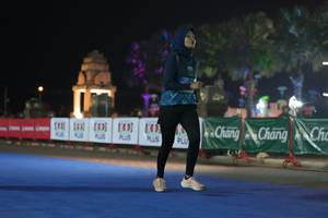 BIB: 
                            <button type="button" onclick="openModal(18012916)" class="btn btn-primary btn-sm float-right btn-popup" data-toggle="modal" data-target=".modal-high-quality">
                        <i class="fas fa-shopping-cart"></i> Add to Cart
                    </button>
                                            <button type="button" onclick="isThisMe(18012916, true)" class="btn btn-success btn-sm float-right btn-popup btn-isme hidden" data-toggle="tooltip" data-placement="bottom" title="นี่คือรูปของคุณใช่ไหม คลิกที่นี่เพื่อเอาเข้าอัลบั้ม">
                        <i class="fas fa-plus"></i> Add to album
                    </button>
                    <button type="button" onclick="isThisMe(18012916, false)" class="btn btn-warning btn-sm float-right btn-popup btn-isnotme hidden">
                        <i class="fas fa-ban"></i> Remove from album
                    </button>