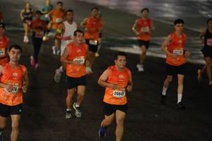 BIB: 220, 20845
                            <button type="button" onclick="openModal(17923511)" class="btn btn-primary btn-sm float-right btn-popup" data-toggle="modal" data-target=".modal-high-quality">
                        <i class="fas fa-shopping-cart"></i> Add to Cart
                    </button>
                                            <button type="button" onclick="isThisMe(17923511, true)" class="btn btn-success btn-sm float-right btn-popup btn-isme hidden" data-toggle="tooltip" data-placement="bottom" title="นี่คือรูปของคุณใช่ไหม คลิกที่นี่เพื่อเอาเข้าอัลบั้ม">
                        <i class="fas fa-plus"></i> Add to album
                    </button>
                    <button type="button" onclick="isThisMe(17923511, false)" class="btn btn-warning btn-sm float-right btn-popup btn-isnotme hidden">
                        <i class="fas fa-ban"></i> Remove from album
                    </button>