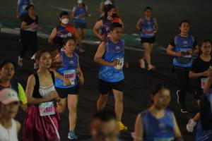 BIB: 1262, 13367, 2937
                            <button type="button" onclick="openModal(17961917)" class="btn btn-primary btn-sm float-right btn-popup" data-toggle="modal" data-target=".modal-high-quality">
                        <i class="fas fa-shopping-cart"></i> Add to Cart
                    </button>
                                            <button type="button" onclick="isThisMe(17961917, true)" class="btn btn-success btn-sm float-right btn-popup btn-isme hidden" data-toggle="tooltip" data-placement="bottom" title="นี่คือรูปของคุณใช่ไหม คลิกที่นี่เพื่อเอาเข้าอัลบั้ม">
                        <i class="fas fa-plus"></i> Add to album
                    </button>
                    <button type="button" onclick="isThisMe(17961917, false)" class="btn btn-warning btn-sm float-right btn-popup btn-isnotme hidden">
                        <i class="fas fa-ban"></i> Remove from album
                    </button>