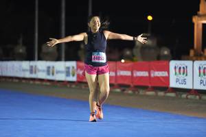 BIB: 44053
                            <button type="button" onclick="openModal(18013723)" class="btn btn-primary btn-sm float-right btn-popup" data-toggle="modal" data-target=".modal-high-quality">
                        <i class="fas fa-shopping-cart"></i> Add to Cart
                    </button>
                                            <button type="button" onclick="isThisMe(18013723, true)" class="btn btn-success btn-sm float-right btn-popup btn-isme hidden" data-toggle="tooltip" data-placement="bottom" title="นี่คือรูปของคุณใช่ไหม คลิกที่นี่เพื่อเอาเข้าอัลบั้ม">
                        <i class="fas fa-plus"></i> Add to album
                    </button>
                    <button type="button" onclick="isThisMe(18013723, false)" class="btn btn-warning btn-sm float-right btn-popup btn-isnotme hidden">
                        <i class="fas fa-ban"></i> Remove from album
                    </button>