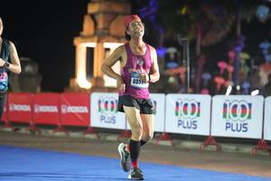 BIB: 405
                            <button type="button" onclick="openModal(18015254)" class="btn btn-primary btn-sm float-right btn-popup" data-toggle="modal" data-target=".modal-high-quality">
                        <i class="fas fa-shopping-cart"></i> Add to Cart
                    </button>
                                            <button type="button" onclick="isThisMe(18015254, true)" class="btn btn-success btn-sm float-right btn-popup btn-isme hidden" data-toggle="tooltip" data-placement="bottom" title="นี่คือรูปของคุณใช่ไหม คลิกที่นี่เพื่อเอาเข้าอัลบั้ม">
                        <i class="fas fa-plus"></i> Add to album
                    </button>
                    <button type="button" onclick="isThisMe(18015254, false)" class="btn btn-warning btn-sm float-right btn-popup btn-isnotme hidden">
                        <i class="fas fa-ban"></i> Remove from album
                    </button>