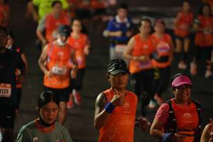 BIB: 120
                            <button type="button" onclick="openModal(17933980)" class="btn btn-primary btn-sm float-right btn-popup" data-toggle="modal" data-target=".modal-high-quality">
                        <i class="fas fa-shopping-cart"></i> Add to Cart
                    </button>
                                            <button type="button" onclick="isThisMe(17933980, true)" class="btn btn-success btn-sm float-right btn-popup btn-isme hidden" data-toggle="tooltip" data-placement="bottom" title="นี่คือรูปของคุณใช่ไหม คลิกที่นี่เพื่อเอาเข้าอัลบั้ม">
                        <i class="fas fa-plus"></i> Add to album
                    </button>
                    <button type="button" onclick="isThisMe(17933980, false)" class="btn btn-warning btn-sm float-right btn-popup btn-isnotme hidden">
                        <i class="fas fa-ban"></i> Remove from album
                    </button>