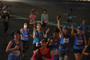 BIB: 34144, 10502, 12823, 11013, 96108
                            <button type="button" onclick="openModal(17962065)" class="btn btn-primary btn-sm float-right btn-popup" data-toggle="modal" data-target=".modal-high-quality">
                        <i class="fas fa-shopping-cart"></i> Add to Cart
                    </button>
                                            <button type="button" onclick="isThisMe(17962065, true)" class="btn btn-success btn-sm float-right btn-popup btn-isme hidden" data-toggle="tooltip" data-placement="bottom" title="นี่คือรูปของคุณใช่ไหม คลิกที่นี่เพื่อเอาเข้าอัลบั้ม">
                        <i class="fas fa-plus"></i> Add to album
                    </button>
                    <button type="button" onclick="isThisMe(17962065, false)" class="btn btn-warning btn-sm float-right btn-popup btn-isnotme hidden">
                        <i class="fas fa-ban"></i> Remove from album
                    </button>