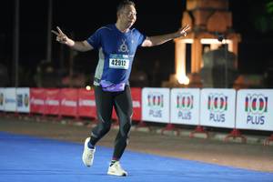 BIB: 42912
                            <button type="button" onclick="openModal(18011414)" class="btn btn-primary btn-sm float-right btn-popup" data-toggle="modal" data-target=".modal-high-quality">
                        <i class="fas fa-shopping-cart"></i> Add to Cart
                    </button>
                                            <button type="button" onclick="isThisMe(18011414, true)" class="btn btn-success btn-sm float-right btn-popup btn-isme hidden" data-toggle="tooltip" data-placement="bottom" title="นี่คือรูปของคุณใช่ไหม คลิกที่นี่เพื่อเอาเข้าอัลบั้ม">
                        <i class="fas fa-plus"></i> Add to album
                    </button>
                    <button type="button" onclick="isThisMe(18011414, false)" class="btn btn-warning btn-sm float-right btn-popup btn-isnotme hidden">
                        <i class="fas fa-ban"></i> Remove from album
                    </button>