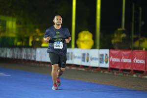 BIB: 42835
                            <button type="button" onclick="openModal(18013855)" class="btn btn-primary btn-sm float-right btn-popup" data-toggle="modal" data-target=".modal-high-quality">
                        <i class="fas fa-shopping-cart"></i> Add to Cart
                    </button>
                                            <button type="button" onclick="isThisMe(18013855, true)" class="btn btn-success btn-sm float-right btn-popup btn-isme hidden" data-toggle="tooltip" data-placement="bottom" title="นี่คือรูปของคุณใช่ไหม คลิกที่นี่เพื่อเอาเข้าอัลบั้ม">
                        <i class="fas fa-plus"></i> Add to album
                    </button>
                    <button type="button" onclick="isThisMe(18013855, false)" class="btn btn-warning btn-sm float-right btn-popup btn-isnotme hidden">
                        <i class="fas fa-ban"></i> Remove from album
                    </button>