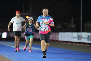 BIB: 130, 423, 44711
                            <button type="button" onclick="openModal(18009139)" class="btn btn-primary btn-sm float-right btn-popup" data-toggle="modal" data-target=".modal-high-quality">
                        <i class="fas fa-shopping-cart"></i> Add to Cart
                    </button>
                                            <button type="button" onclick="isThisMe(18009139, true)" class="btn btn-success btn-sm float-right btn-popup btn-isme hidden" data-toggle="tooltip" data-placement="bottom" title="นี่คือรูปของคุณใช่ไหม คลิกที่นี่เพื่อเอาเข้าอัลบั้ม">
                        <i class="fas fa-plus"></i> Add to album
                    </button>
                    <button type="button" onclick="isThisMe(18009139, false)" class="btn btn-warning btn-sm float-right btn-popup btn-isnotme hidden">
                        <i class="fas fa-ban"></i> Remove from album
                    </button>