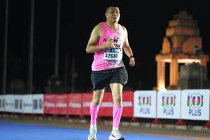 BIB: 42630
                            <button type="button" onclick="openModal(18012191)" class="btn btn-primary btn-sm float-right btn-popup" data-toggle="modal" data-target=".modal-high-quality">
                        <i class="fas fa-shopping-cart"></i> Add to Cart
                    </button>
                                            <button type="button" onclick="isThisMe(18012191, true)" class="btn btn-success btn-sm float-right btn-popup btn-isme hidden" data-toggle="tooltip" data-placement="bottom" title="นี่คือรูปของคุณใช่ไหม คลิกที่นี่เพื่อเอาเข้าอัลบั้ม">
                        <i class="fas fa-plus"></i> Add to album
                    </button>
                    <button type="button" onclick="isThisMe(18012191, false)" class="btn btn-warning btn-sm float-right btn-popup btn-isnotme hidden">
                        <i class="fas fa-ban"></i> Remove from album
                    </button>