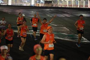 BIB: 2404, 240, 270
                            <button type="button" onclick="openModal(17930989)" class="btn btn-primary btn-sm float-right btn-popup" data-toggle="modal" data-target=".modal-high-quality">
                        <i class="fas fa-shopping-cart"></i> Add to Cart
                    </button>
                                            <button type="button" onclick="isThisMe(17930989, true)" class="btn btn-success btn-sm float-right btn-popup btn-isme hidden" data-toggle="tooltip" data-placement="bottom" title="นี่คือรูปของคุณใช่ไหม คลิกที่นี่เพื่อเอาเข้าอัลบั้ม">
                        <i class="fas fa-plus"></i> Add to album
                    </button>
                    <button type="button" onclick="isThisMe(17930989, false)" class="btn btn-warning btn-sm float-right btn-popup btn-isnotme hidden">
                        <i class="fas fa-ban"></i> Remove from album
                    </button>