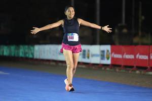 BIB: 440
                            <button type="button" onclick="openModal(18013718)" class="btn btn-primary btn-sm float-right btn-popup" data-toggle="modal" data-target=".modal-high-quality">
                        <i class="fas fa-shopping-cart"></i> Add to Cart
                    </button>
                                            <button type="button" onclick="isThisMe(18013718, true)" class="btn btn-success btn-sm float-right btn-popup btn-isme hidden" data-toggle="tooltip" data-placement="bottom" title="นี่คือรูปของคุณใช่ไหม คลิกที่นี่เพื่อเอาเข้าอัลบั้ม">
                        <i class="fas fa-plus"></i> Add to album
                    </button>
                    <button type="button" onclick="isThisMe(18013718, false)" class="btn btn-warning btn-sm float-right btn-popup btn-isnotme hidden">
                        <i class="fas fa-ban"></i> Remove from album
                    </button>