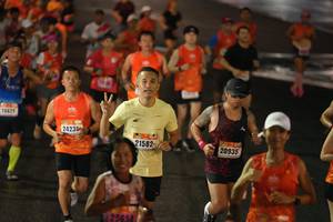 BIB: 20625, 24235, 21582, 20935, 25654
                            <button type="button" onclick="openModal(17923717)" class="btn btn-primary btn-sm float-right btn-popup" data-toggle="modal" data-target=".modal-high-quality">
                        <i class="fas fa-shopping-cart"></i> Add to Cart
                    </button>
                                            <button type="button" onclick="isThisMe(17923717, true)" class="btn btn-success btn-sm float-right btn-popup btn-isme hidden" data-toggle="tooltip" data-placement="bottom" title="นี่คือรูปของคุณใช่ไหม คลิกที่นี่เพื่อเอาเข้าอัลบั้ม">
                        <i class="fas fa-plus"></i> Add to album
                    </button>
                    <button type="button" onclick="isThisMe(17923717, false)" class="btn btn-warning btn-sm float-right btn-popup btn-isnotme hidden">
                        <i class="fas fa-ban"></i> Remove from album
                    </button>