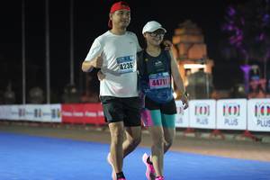 BIB: 4236, 44711
                            <button type="button" onclick="openModal(18009224)" class="btn btn-primary btn-sm float-right btn-popup" data-toggle="modal" data-target=".modal-high-quality">
                        <i class="fas fa-shopping-cart"></i> Add to Cart
                    </button>
                                            <button type="button" onclick="isThisMe(18009224, true)" class="btn btn-success btn-sm float-right btn-popup btn-isme hidden" data-toggle="tooltip" data-placement="bottom" title="นี่คือรูปของคุณใช่ไหม คลิกที่นี่เพื่อเอาเข้าอัลบั้ม">
                        <i class="fas fa-plus"></i> Add to album
                    </button>
                    <button type="button" onclick="isThisMe(18009224, false)" class="btn btn-warning btn-sm float-right btn-popup btn-isnotme hidden">
                        <i class="fas fa-ban"></i> Remove from album
                    </button>