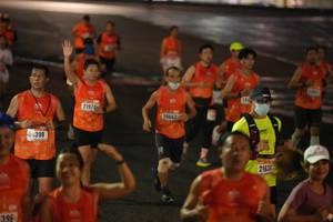 BIB: 2301, 2197, 20662, 398, 21630
                            <button type="button" onclick="openModal(17932885)" class="btn btn-primary btn-sm float-right btn-popup" data-toggle="modal" data-target=".modal-high-quality">
                        <i class="fas fa-shopping-cart"></i> Add to Cart
                    </button>
                                            <button type="button" onclick="isThisMe(17932885, true)" class="btn btn-success btn-sm float-right btn-popup btn-isme hidden" data-toggle="tooltip" data-placement="bottom" title="นี่คือรูปของคุณใช่ไหม คลิกที่นี่เพื่อเอาเข้าอัลบั้ม">
                        <i class="fas fa-plus"></i> Add to album
                    </button>
                    <button type="button" onclick="isThisMe(17932885, false)" class="btn btn-warning btn-sm float-right btn-popup btn-isnotme hidden">
                        <i class="fas fa-ban"></i> Remove from album
                    </button>