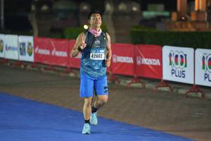 BIB: 42602
                            <button type="button" onclick="openModal(18014610)" class="btn btn-primary btn-sm float-right btn-popup" data-toggle="modal" data-target=".modal-high-quality">
                        <i class="fas fa-shopping-cart"></i> Add to Cart
                    </button>
                                            <button type="button" onclick="isThisMe(18014610, true)" class="btn btn-success btn-sm float-right btn-popup btn-isme hidden" data-toggle="tooltip" data-placement="bottom" title="นี่คือรูปของคุณใช่ไหม คลิกที่นี่เพื่อเอาเข้าอัลบั้ม">
                        <i class="fas fa-plus"></i> Add to album
                    </button>
                    <button type="button" onclick="isThisMe(18014610, false)" class="btn btn-warning btn-sm float-right btn-popup btn-isnotme hidden">
                        <i class="fas fa-ban"></i> Remove from album
                    </button>