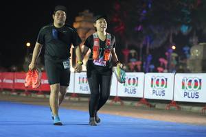 BIB: 4299
                            <button type="button" onclick="openModal(18014494)" class="btn btn-primary btn-sm float-right btn-popup" data-toggle="modal" data-target=".modal-high-quality">
                        <i class="fas fa-shopping-cart"></i> Add to Cart
                    </button>
                                            <button type="button" onclick="isThisMe(18014494, true)" class="btn btn-success btn-sm float-right btn-popup btn-isme hidden" data-toggle="tooltip" data-placement="bottom" title="นี่คือรูปของคุณใช่ไหม คลิกที่นี่เพื่อเอาเข้าอัลบั้ม">
                        <i class="fas fa-plus"></i> Add to album
                    </button>
                    <button type="button" onclick="isThisMe(18014494, false)" class="btn btn-warning btn-sm float-right btn-popup btn-isnotme hidden">
                        <i class="fas fa-ban"></i> Remove from album
                    </button>