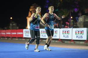 BIB: 446, 4159
                            <button type="button" onclick="openModal(18014306)" class="btn btn-primary btn-sm float-right btn-popup" data-toggle="modal" data-target=".modal-high-quality">
                        <i class="fas fa-shopping-cart"></i> Add to Cart
                    </button>
                                            <button type="button" onclick="isThisMe(18014306, true)" class="btn btn-success btn-sm float-right btn-popup btn-isme hidden" data-toggle="tooltip" data-placement="bottom" title="นี่คือรูปของคุณใช่ไหม คลิกที่นี่เพื่อเอาเข้าอัลบั้ม">
                        <i class="fas fa-plus"></i> Add to album
                    </button>
                    <button type="button" onclick="isThisMe(18014306, false)" class="btn btn-warning btn-sm float-right btn-popup btn-isnotme hidden">
                        <i class="fas fa-ban"></i> Remove from album
                    </button>