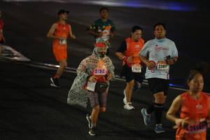 BIB: 23851, 2152, 27312, 266
                            <button type="button" onclick="openModal(17935267)" class="btn btn-primary btn-sm float-right btn-popup" data-toggle="modal" data-target=".modal-high-quality">
                        <i class="fas fa-shopping-cart"></i> Add to Cart
                    </button>
                                            <button type="button" onclick="isThisMe(17935267, true)" class="btn btn-success btn-sm float-right btn-popup btn-isme hidden" data-toggle="tooltip" data-placement="bottom" title="นี่คือรูปของคุณใช่ไหม คลิกที่นี่เพื่อเอาเข้าอัลบั้ม">
                        <i class="fas fa-plus"></i> Add to album
                    </button>
                    <button type="button" onclick="isThisMe(17935267, false)" class="btn btn-warning btn-sm float-right btn-popup btn-isnotme hidden">
                        <i class="fas fa-ban"></i> Remove from album
                    </button>