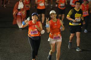 BIB: 21731, 27073, 25378
                            <button type="button" onclick="openModal(17937721)" class="btn btn-primary btn-sm float-right btn-popup" data-toggle="modal" data-target=".modal-high-quality">
                        <i class="fas fa-shopping-cart"></i> Add to Cart
                    </button>
                                            <button type="button" onclick="isThisMe(17937721, true)" class="btn btn-success btn-sm float-right btn-popup btn-isme hidden" data-toggle="tooltip" data-placement="bottom" title="นี่คือรูปของคุณใช่ไหม คลิกที่นี่เพื่อเอาเข้าอัลบั้ม">
                        <i class="fas fa-plus"></i> Add to album
                    </button>
                    <button type="button" onclick="isThisMe(17937721, false)" class="btn btn-warning btn-sm float-right btn-popup btn-isnotme hidden">
                        <i class="fas fa-ban"></i> Remove from album
                    </button>