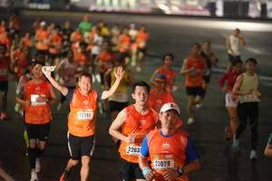 BIB: 22285, 2263, 23028
                            <button type="button" onclick="openModal(17922941)" class="btn btn-primary btn-sm float-right btn-popup" data-toggle="modal" data-target=".modal-high-quality">
                        <i class="fas fa-shopping-cart"></i> Add to Cart
                    </button>
                                            <button type="button" onclick="isThisMe(17922941, true)" class="btn btn-success btn-sm float-right btn-popup btn-isme hidden" data-toggle="tooltip" data-placement="bottom" title="นี่คือรูปของคุณใช่ไหม คลิกที่นี่เพื่อเอาเข้าอัลบั้ม">
                        <i class="fas fa-plus"></i> Add to album
                    </button>
                    <button type="button" onclick="isThisMe(17922941, false)" class="btn btn-warning btn-sm float-right btn-popup btn-isnotme hidden">
                        <i class="fas fa-ban"></i> Remove from album
                    </button>