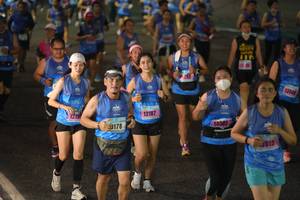 BIB: 13948, 12187, 14003, 3178, 015
                            <button type="button" onclick="openModal(17961812)" class="btn btn-primary btn-sm float-right btn-popup" data-toggle="modal" data-target=".modal-high-quality">
                        <i class="fas fa-shopping-cart"></i> Add to Cart
                    </button>
                                            <button type="button" onclick="isThisMe(17961812, true)" class="btn btn-success btn-sm float-right btn-popup btn-isme hidden" data-toggle="tooltip" data-placement="bottom" title="นี่คือรูปของคุณใช่ไหม คลิกที่นี่เพื่อเอาเข้าอัลบั้ม">
                        <i class="fas fa-plus"></i> Add to album
                    </button>
                    <button type="button" onclick="isThisMe(17961812, false)" class="btn btn-warning btn-sm float-right btn-popup btn-isnotme hidden">
                        <i class="fas fa-ban"></i> Remove from album
                    </button>