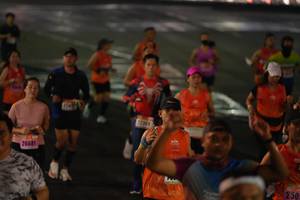 BIB: 26681, 250
                            <button type="button" onclick="openModal(17933576)" class="btn btn-primary btn-sm float-right btn-popup" data-toggle="modal" data-target=".modal-high-quality">
                        <i class="fas fa-shopping-cart"></i> Add to Cart
                    </button>
                                            <button type="button" onclick="isThisMe(17933576, true)" class="btn btn-success btn-sm float-right btn-popup btn-isme hidden" data-toggle="tooltip" data-placement="bottom" title="นี่คือรูปของคุณใช่ไหม คลิกที่นี่เพื่อเอาเข้าอัลบั้ม">
                        <i class="fas fa-plus"></i> Add to album
                    </button>
                    <button type="button" onclick="isThisMe(17933576, false)" class="btn btn-warning btn-sm float-right btn-popup btn-isnotme hidden">
                        <i class="fas fa-ban"></i> Remove from album
                    </button>