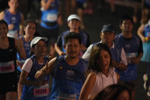 BIB: 12968, 120, 14306
                            <button type="button" onclick="openModal(17961579)" class="btn btn-primary btn-sm float-right btn-popup" data-toggle="modal" data-target=".modal-high-quality">
                        <i class="fas fa-shopping-cart"></i> Add to Cart
                    </button>
                                            <button type="button" onclick="isThisMe(17961579, true)" class="btn btn-success btn-sm float-right btn-popup btn-isme hidden" data-toggle="tooltip" data-placement="bottom" title="นี่คือรูปของคุณใช่ไหม คลิกที่นี่เพื่อเอาเข้าอัลบั้ม">
                        <i class="fas fa-plus"></i> Add to album
                    </button>
                    <button type="button" onclick="isThisMe(17961579, false)" class="btn btn-warning btn-sm float-right btn-popup btn-isnotme hidden">
                        <i class="fas fa-ban"></i> Remove from album
                    </button>