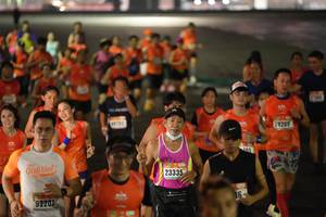 BIB: 78209, 23335, 92201
                            <button type="button" onclick="openModal(17935532)" class="btn btn-primary btn-sm float-right btn-popup" data-toggle="modal" data-target=".modal-high-quality">
                        <i class="fas fa-shopping-cart"></i> Add to Cart
                    </button>
                                            <button type="button" onclick="isThisMe(17935532, true)" class="btn btn-success btn-sm float-right btn-popup btn-isme hidden" data-toggle="tooltip" data-placement="bottom" title="นี่คือรูปของคุณใช่ไหม คลิกที่นี่เพื่อเอาเข้าอัลบั้ม">
                        <i class="fas fa-plus"></i> Add to album
                    </button>
                    <button type="button" onclick="isThisMe(17935532, false)" class="btn btn-warning btn-sm float-right btn-popup btn-isnotme hidden">
                        <i class="fas fa-ban"></i> Remove from album
                    </button>