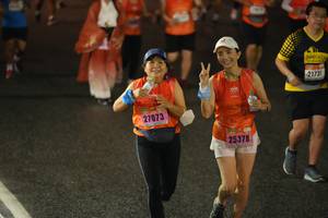 BIB: 21731, 27073, 25378
                            <button type="button" onclick="openModal(17937724)" class="btn btn-primary btn-sm float-right btn-popup" data-toggle="modal" data-target=".modal-high-quality">
                        <i class="fas fa-shopping-cart"></i> Add to Cart
                    </button>
                                            <button type="button" onclick="isThisMe(17937724, true)" class="btn btn-success btn-sm float-right btn-popup btn-isme hidden" data-toggle="tooltip" data-placement="bottom" title="นี่คือรูปของคุณใช่ไหม คลิกที่นี่เพื่อเอาเข้าอัลบั้ม">
                        <i class="fas fa-plus"></i> Add to album
                    </button>
                    <button type="button" onclick="isThisMe(17937724, false)" class="btn btn-warning btn-sm float-right btn-popup btn-isnotme hidden">
                        <i class="fas fa-ban"></i> Remove from album
                    </button>