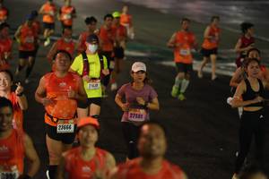 BIB: 2163, 27581, 23666, 0998
                            <button type="button" onclick="openModal(17932816)" class="btn btn-primary btn-sm float-right btn-popup" data-toggle="modal" data-target=".modal-high-quality">
                        <i class="fas fa-shopping-cart"></i> Add to Cart
                    </button>
                                            <button type="button" onclick="isThisMe(17932816, true)" class="btn btn-success btn-sm float-right btn-popup btn-isme hidden" data-toggle="tooltip" data-placement="bottom" title="นี่คือรูปของคุณใช่ไหม คลิกที่นี่เพื่อเอาเข้าอัลบั้ม">
                        <i class="fas fa-plus"></i> Add to album
                    </button>
                    <button type="button" onclick="isThisMe(17932816, false)" class="btn btn-warning btn-sm float-right btn-popup btn-isnotme hidden">
                        <i class="fas fa-ban"></i> Remove from album
                    </button>