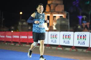 BIB: 63415
                            <button type="button" onclick="openModal(18014229)" class="btn btn-primary btn-sm float-right btn-popup" data-toggle="modal" data-target=".modal-high-quality">
                        <i class="fas fa-shopping-cart"></i> Add to Cart
                    </button>
                                            <button type="button" onclick="isThisMe(18014229, true)" class="btn btn-success btn-sm float-right btn-popup btn-isme hidden" data-toggle="tooltip" data-placement="bottom" title="นี่คือรูปของคุณใช่ไหม คลิกที่นี่เพื่อเอาเข้าอัลบั้ม">
                        <i class="fas fa-plus"></i> Add to album
                    </button>
                    <button type="button" onclick="isThisMe(18014229, false)" class="btn btn-warning btn-sm float-right btn-popup btn-isnotme hidden">
                        <i class="fas fa-ban"></i> Remove from album
                    </button>