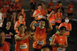 BIB: 02226, 24378, 21605, 2194
                            <button type="button" onclick="openModal(17933301)" class="btn btn-primary btn-sm float-right btn-popup" data-toggle="modal" data-target=".modal-high-quality">
                        <i class="fas fa-shopping-cart"></i> Add to Cart
                    </button>
                                            <button type="button" onclick="isThisMe(17933301, true)" class="btn btn-success btn-sm float-right btn-popup btn-isme hidden" data-toggle="tooltip" data-placement="bottom" title="นี่คือรูปของคุณใช่ไหม คลิกที่นี่เพื่อเอาเข้าอัลบั้ม">
                        <i class="fas fa-plus"></i> Add to album
                    </button>
                    <button type="button" onclick="isThisMe(17933301, false)" class="btn btn-warning btn-sm float-right btn-popup btn-isnotme hidden">
                        <i class="fas fa-ban"></i> Remove from album
                    </button>