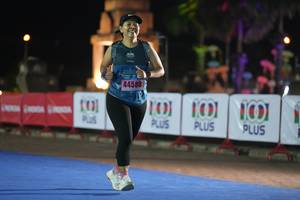 BIB: 44580
                            <button type="button" onclick="openModal(18014199)" class="btn btn-primary btn-sm float-right btn-popup" data-toggle="modal" data-target=".modal-high-quality">
                        <i class="fas fa-shopping-cart"></i> Add to Cart
                    </button>
                                            <button type="button" onclick="isThisMe(18014199, true)" class="btn btn-success btn-sm float-right btn-popup btn-isme hidden" data-toggle="tooltip" data-placement="bottom" title="นี่คือรูปของคุณใช่ไหม คลิกที่นี่เพื่อเอาเข้าอัลบั้ม">
                        <i class="fas fa-plus"></i> Add to album
                    </button>
                    <button type="button" onclick="isThisMe(18014199, false)" class="btn btn-warning btn-sm float-right btn-popup btn-isnotme hidden">
                        <i class="fas fa-ban"></i> Remove from album
                    </button>