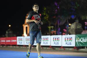 BIB: 
                            <button type="button" onclick="openModal(18013639)" class="btn btn-primary btn-sm float-right btn-popup" data-toggle="modal" data-target=".modal-high-quality">
                        <i class="fas fa-shopping-cart"></i> Add to Cart
                    </button>
                                            <button type="button" onclick="isThisMe(18013639, true)" class="btn btn-success btn-sm float-right btn-popup btn-isme hidden" data-toggle="tooltip" data-placement="bottom" title="นี่คือรูปของคุณใช่ไหม คลิกที่นี่เพื่อเอาเข้าอัลบั้ม">
                        <i class="fas fa-plus"></i> Add to album
                    </button>
                    <button type="button" onclick="isThisMe(18013639, false)" class="btn btn-warning btn-sm float-right btn-popup btn-isnotme hidden">
                        <i class="fas fa-ban"></i> Remove from album
                    </button>