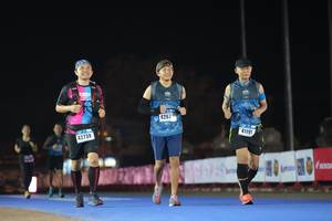 BIB: 4267, 42739, 41191
                            <button type="button" onclick="openModal(18011020)" class="btn btn-primary btn-sm float-right btn-popup" data-toggle="modal" data-target=".modal-high-quality">
                        <i class="fas fa-shopping-cart"></i> Add to Cart
                    </button>
                                            <button type="button" onclick="isThisMe(18011020, true)" class="btn btn-success btn-sm float-right btn-popup btn-isme hidden" data-toggle="tooltip" data-placement="bottom" title="นี่คือรูปของคุณใช่ไหม คลิกที่นี่เพื่อเอาเข้าอัลบั้ม">
                        <i class="fas fa-plus"></i> Add to album
                    </button>
                    <button type="button" onclick="isThisMe(18011020, false)" class="btn btn-warning btn-sm float-right btn-popup btn-isnotme hidden">
                        <i class="fas fa-ban"></i> Remove from album
                    </button>