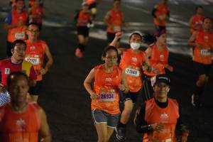 BIB: 02121, 21565, 26934
                            <button type="button" onclick="openModal(17925736)" class="btn btn-primary btn-sm float-right btn-popup" data-toggle="modal" data-target=".modal-high-quality">
                        <i class="fas fa-shopping-cart"></i> Add to Cart
                    </button>
                                            <button type="button" onclick="isThisMe(17925736, true)" class="btn btn-success btn-sm float-right btn-popup btn-isme hidden" data-toggle="tooltip" data-placement="bottom" title="นี่คือรูปของคุณใช่ไหม คลิกที่นี่เพื่อเอาเข้าอัลบั้ม">
                        <i class="fas fa-plus"></i> Add to album
                    </button>
                    <button type="button" onclick="isThisMe(17925736, false)" class="btn btn-warning btn-sm float-right btn-popup btn-isnotme hidden">
                        <i class="fas fa-ban"></i> Remove from album
                    </button>