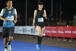 BIB: 40864, 4329
                            <button type="button" onclick="openModal(18007719)" class="btn btn-primary btn-sm float-right btn-popup" data-toggle="modal" data-target=".modal-high-quality">
                        <i class="fas fa-shopping-cart"></i> Add to Cart
                    </button>
                                            <button type="button" onclick="isThisMe(18007719, true)" class="btn btn-success btn-sm float-right btn-popup btn-isme hidden" data-toggle="tooltip" data-placement="bottom" title="นี่คือรูปของคุณใช่ไหม คลิกที่นี่เพื่อเอาเข้าอัลบั้ม">
                        <i class="fas fa-plus"></i> Add to album
                    </button>
                    <button type="button" onclick="isThisMe(18007719, false)" class="btn btn-warning btn-sm float-right btn-popup btn-isnotme hidden">
                        <i class="fas fa-ban"></i> Remove from album
                    </button>