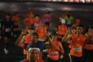 BIB: 23435, 25098
                            <button type="button" onclick="openModal(17933620)" class="btn btn-primary btn-sm float-right btn-popup" data-toggle="modal" data-target=".modal-high-quality">
                        <i class="fas fa-shopping-cart"></i> Add to Cart
                    </button>
                                            <button type="button" onclick="isThisMe(17933620, true)" class="btn btn-success btn-sm float-right btn-popup btn-isme hidden" data-toggle="tooltip" data-placement="bottom" title="นี่คือรูปของคุณใช่ไหม คลิกที่นี่เพื่อเอาเข้าอัลบั้ม">
                        <i class="fas fa-plus"></i> Add to album
                    </button>
                    <button type="button" onclick="isThisMe(17933620, false)" class="btn btn-warning btn-sm float-right btn-popup btn-isnotme hidden">
                        <i class="fas fa-ban"></i> Remove from album
                    </button>