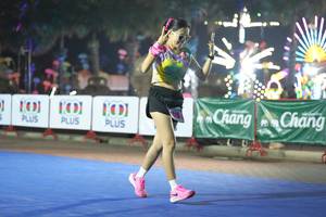 BIB: 
                            <button type="button" onclick="openModal(18014931)" class="btn btn-primary btn-sm float-right btn-popup" data-toggle="modal" data-target=".modal-high-quality">
                        <i class="fas fa-shopping-cart"></i> Add to Cart
                    </button>
                                            <button type="button" onclick="isThisMe(18014931, true)" class="btn btn-success btn-sm float-right btn-popup btn-isme hidden" data-toggle="tooltip" data-placement="bottom" title="นี่คือรูปของคุณใช่ไหม คลิกที่นี่เพื่อเอาเข้าอัลบั้ม">
                        <i class="fas fa-plus"></i> Add to album
                    </button>
                    <button type="button" onclick="isThisMe(18014931, false)" class="btn btn-warning btn-sm float-right btn-popup btn-isnotme hidden">
                        <i class="fas fa-ban"></i> Remove from album
                    </button>