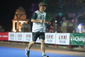 BIB: 456, 413
                            <button type="button" onclick="openModal(18014371)" class="btn btn-primary btn-sm float-right btn-popup" data-toggle="modal" data-target=".modal-high-quality">
                        <i class="fas fa-shopping-cart"></i> Add to Cart
                    </button>
                                            <button type="button" onclick="isThisMe(18014371, true)" class="btn btn-success btn-sm float-right btn-popup btn-isme hidden" data-toggle="tooltip" data-placement="bottom" title="นี่คือรูปของคุณใช่ไหม คลิกที่นี่เพื่อเอาเข้าอัลบั้ม">
                        <i class="fas fa-plus"></i> Add to album
                    </button>
                    <button type="button" onclick="isThisMe(18014371, false)" class="btn btn-warning btn-sm float-right btn-popup btn-isnotme hidden">
                        <i class="fas fa-ban"></i> Remove from album
                    </button>