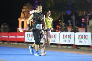 BIB: 4305
                            <button type="button" onclick="openModal(18015160)" class="btn btn-primary btn-sm float-right btn-popup" data-toggle="modal" data-target=".modal-high-quality">
                        <i class="fas fa-shopping-cart"></i> Add to Cart
                    </button>
                                            <button type="button" onclick="isThisMe(18015160, true)" class="btn btn-success btn-sm float-right btn-popup btn-isme hidden" data-toggle="tooltip" data-placement="bottom" title="นี่คือรูปของคุณใช่ไหม คลิกที่นี่เพื่อเอาเข้าอัลบั้ม">
                        <i class="fas fa-plus"></i> Add to album
                    </button>
                    <button type="button" onclick="isThisMe(18015160, false)" class="btn btn-warning btn-sm float-right btn-popup btn-isnotme hidden">
                        <i class="fas fa-ban"></i> Remove from album
                    </button>