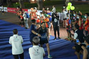 BIB: 41123
                            <button type="button" onclick="openModal(18015573)" class="btn btn-primary btn-sm float-right btn-popup" data-toggle="modal" data-target=".modal-high-quality">
                        <i class="fas fa-shopping-cart"></i> Add to Cart
                    </button>
                                            <button type="button" onclick="isThisMe(18015573, true)" class="btn btn-success btn-sm float-right btn-popup btn-isme hidden" data-toggle="tooltip" data-placement="bottom" title="นี่คือรูปของคุณใช่ไหม คลิกที่นี่เพื่อเอาเข้าอัลบั้ม">
                        <i class="fas fa-plus"></i> Add to album
                    </button>
                    <button type="button" onclick="isThisMe(18015573, false)" class="btn btn-warning btn-sm float-right btn-popup btn-isnotme hidden">
                        <i class="fas fa-ban"></i> Remove from album
                    </button>