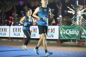 BIB: 4125
                            <button type="button" onclick="openModal(18015228)" class="btn btn-primary btn-sm float-right btn-popup" data-toggle="modal" data-target=".modal-high-quality">
                        <i class="fas fa-shopping-cart"></i> Add to Cart
                    </button>
                                            <button type="button" onclick="isThisMe(18015228, true)" class="btn btn-success btn-sm float-right btn-popup btn-isme hidden" data-toggle="tooltip" data-placement="bottom" title="นี่คือรูปของคุณใช่ไหม คลิกที่นี่เพื่อเอาเข้าอัลบั้ม">
                        <i class="fas fa-plus"></i> Add to album
                    </button>
                    <button type="button" onclick="isThisMe(18015228, false)" class="btn btn-warning btn-sm float-right btn-popup btn-isnotme hidden">
                        <i class="fas fa-ban"></i> Remove from album
                    </button>