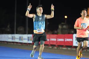 BIB: 41726, 4322
                            <button type="button" onclick="openModal(18014127)" class="btn btn-primary btn-sm float-right btn-popup" data-toggle="modal" data-target=".modal-high-quality">
                        <i class="fas fa-shopping-cart"></i> Add to Cart
                    </button>
                                            <button type="button" onclick="isThisMe(18014127, true)" class="btn btn-success btn-sm float-right btn-popup btn-isme hidden" data-toggle="tooltip" data-placement="bottom" title="นี่คือรูปของคุณใช่ไหม คลิกที่นี่เพื่อเอาเข้าอัลบั้ม">
                        <i class="fas fa-plus"></i> Add to album
                    </button>
                    <button type="button" onclick="isThisMe(18014127, false)" class="btn btn-warning btn-sm float-right btn-popup btn-isnotme hidden">
                        <i class="fas fa-ban"></i> Remove from album
                    </button>