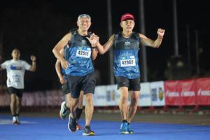 BIB: 42515, 42969
                            <button type="button" onclick="openModal(18013064)" class="btn btn-primary btn-sm float-right btn-popup" data-toggle="modal" data-target=".modal-high-quality">
                        <i class="fas fa-shopping-cart"></i> Add to Cart
                    </button>
                                            <button type="button" onclick="isThisMe(18013064, true)" class="btn btn-success btn-sm float-right btn-popup btn-isme hidden" data-toggle="tooltip" data-placement="bottom" title="นี่คือรูปของคุณใช่ไหม คลิกที่นี่เพื่อเอาเข้าอัลบั้ม">
                        <i class="fas fa-plus"></i> Add to album
                    </button>
                    <button type="button" onclick="isThisMe(18013064, false)" class="btn btn-warning btn-sm float-right btn-popup btn-isnotme hidden">
                        <i class="fas fa-ban"></i> Remove from album
                    </button>