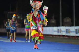 BIB: 42818
                            <button type="button" onclick="openModal(18013708)" class="btn btn-primary btn-sm float-right btn-popup" data-toggle="modal" data-target=".modal-high-quality">
                        <i class="fas fa-shopping-cart"></i> Add to Cart
                    </button>
                                            <button type="button" onclick="isThisMe(18013708, true)" class="btn btn-success btn-sm float-right btn-popup btn-isme hidden" data-toggle="tooltip" data-placement="bottom" title="นี่คือรูปของคุณใช่ไหม คลิกที่นี่เพื่อเอาเข้าอัลบั้ม">
                        <i class="fas fa-plus"></i> Add to album
                    </button>
                    <button type="button" onclick="isThisMe(18013708, false)" class="btn btn-warning btn-sm float-right btn-popup btn-isnotme hidden">
                        <i class="fas fa-ban"></i> Remove from album
                    </button>