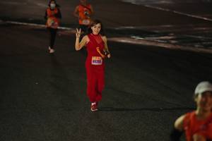 BIB: 66205
                            <button type="button" onclick="openModal(17939321)" class="btn btn-primary btn-sm float-right btn-popup" data-toggle="modal" data-target=".modal-high-quality">
                        <i class="fas fa-shopping-cart"></i> Add to Cart
                    </button>
                                            <button type="button" onclick="isThisMe(17939321, true)" class="btn btn-success btn-sm float-right btn-popup btn-isme hidden" data-toggle="tooltip" data-placement="bottom" title="นี่คือรูปของคุณใช่ไหม คลิกที่นี่เพื่อเอาเข้าอัลบั้ม">
                        <i class="fas fa-plus"></i> Add to album
                    </button>
                    <button type="button" onclick="isThisMe(17939321, false)" class="btn btn-warning btn-sm float-right btn-popup btn-isnotme hidden">
                        <i class="fas fa-ban"></i> Remove from album
                    </button>